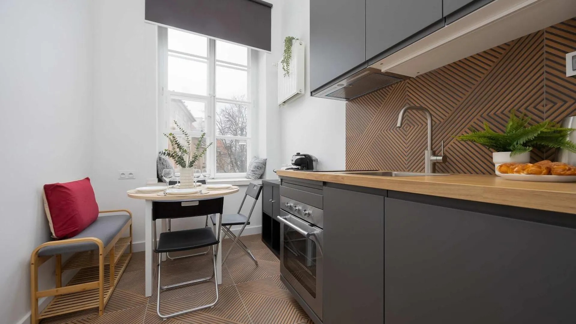 Podwale Cozy Apartment For 6 Guests Warsaw Old Town By Noclegi Renters 0*,
